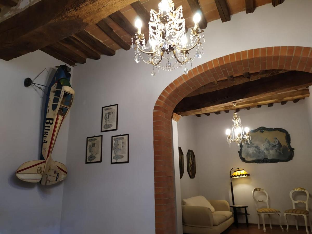 Borgo Antico Lari Exterior photo
