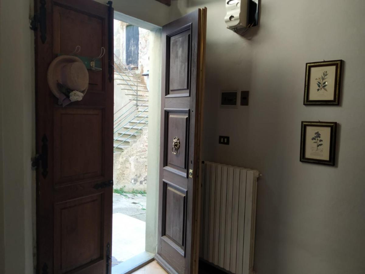 Borgo Antico Lari Exterior photo