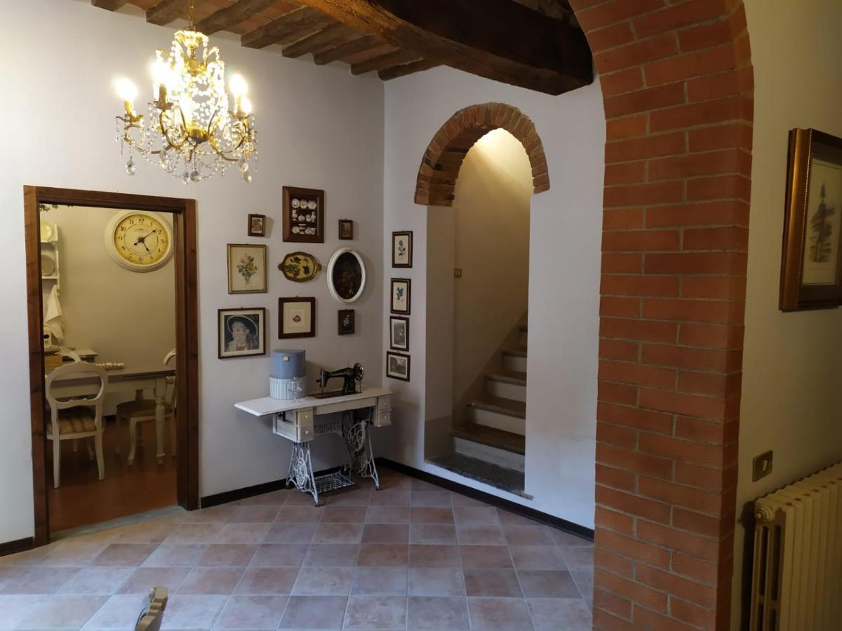 Borgo Antico Lari Exterior photo